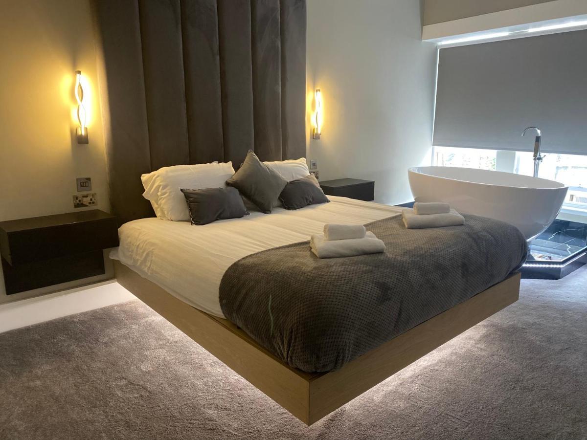 Luxury Royal Mile Boutique 2Bedroom Apartment Edinburgh Exterior photo