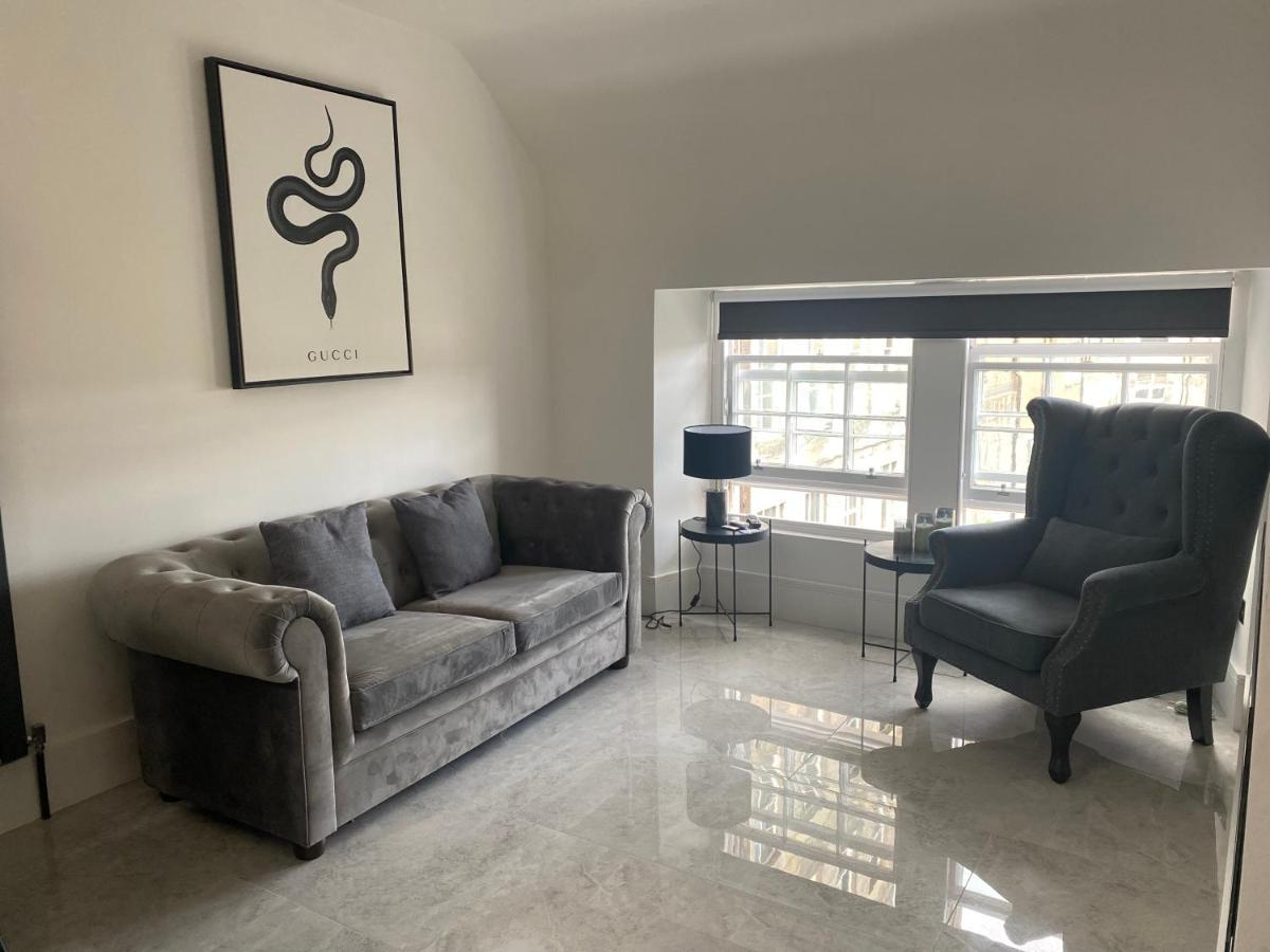 Luxury Royal Mile Boutique 2Bedroom Apartment Edinburgh Exterior photo